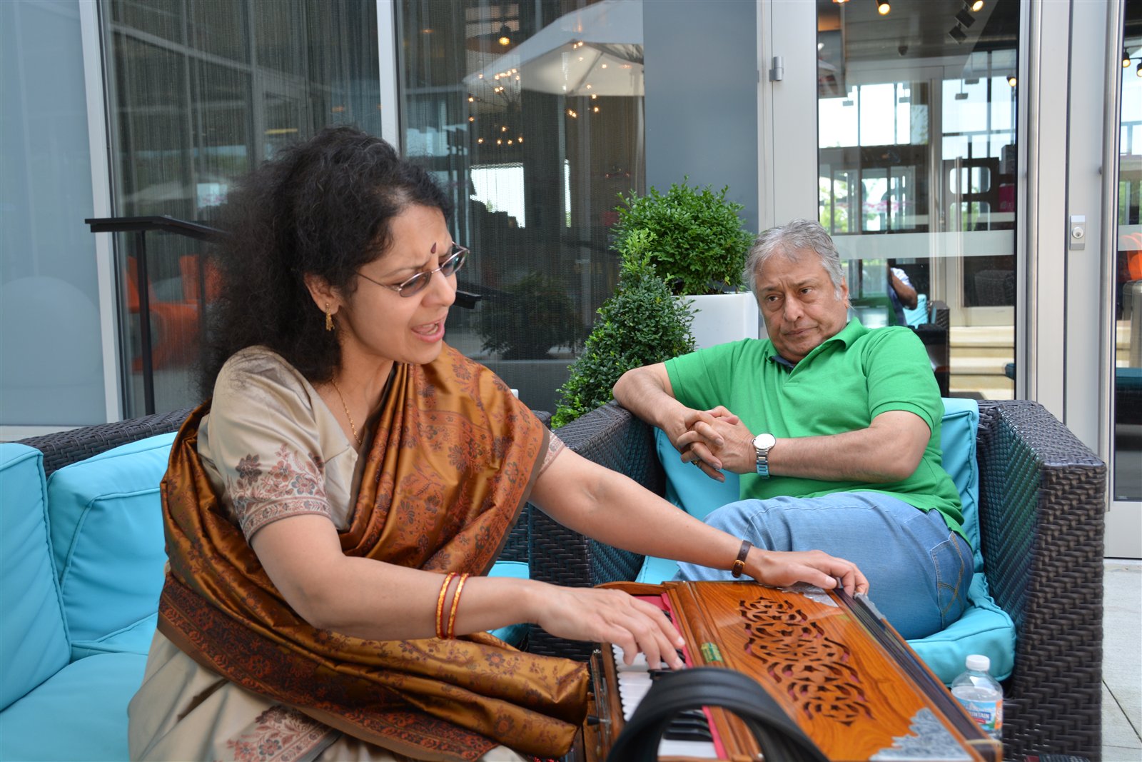 Sugata Chatterjee with Ustad Amjad Ali Khan